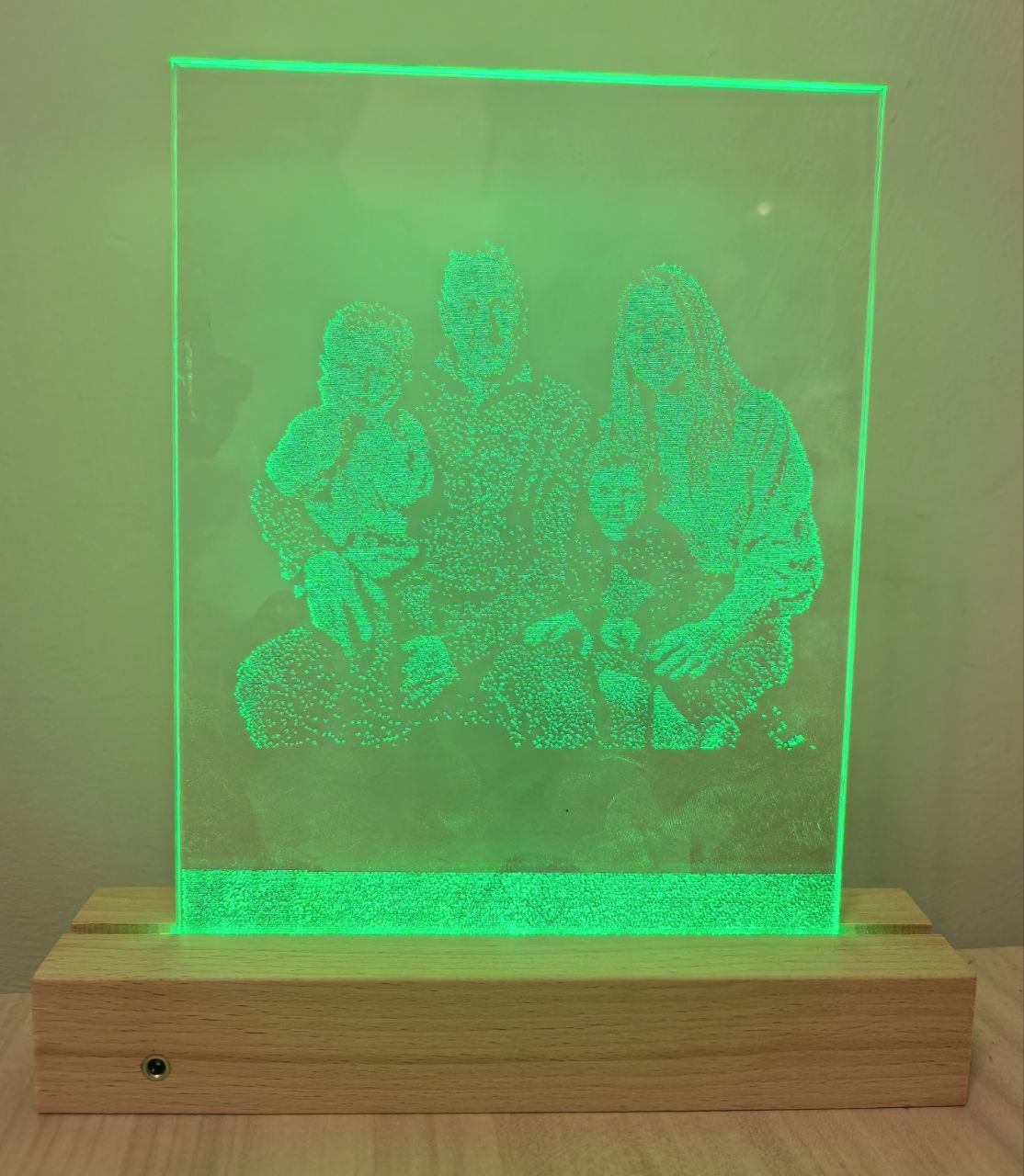 Green LED couple